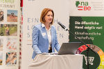 LR Simone Schmiedtbauer: "Regionale Beschaffung und die Wertschätzung für Lebensmittel gehören zusammen." © Foto: Land Steiermark/Binder, bei Quellanangabe honorarfrei LR Simone Schmiedtbauer: "Regionale Beschaffung und die Wertschätzung für Lebensmittel gehören zusammen."