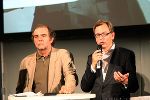 Kritik übte Frido Hütter a) an der PR-Arbeit der EU und b) daran, dass es nur ein Mikro gab. Nun, so konnte nicht durcheinander diskutiert werden … © Foto Frankl Kritik übte Frido Hütter a) an der PR-Arbeit der EU und b) daran, dass es nur ein Mikro gab. Nun, so konnte nicht durcheinander diskutiert werden …
