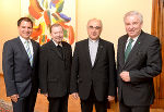 LH-Stv. Schickhofer, Generalvikar Linhardt, Bischof Krautwaschl und LH Schützenhöfer (v.l.) in der Grazer Burg © Foto: steiermark.at/Foto Fischer, bei Quellenangabe honorarfrei LH-Stv. Schickhofer, Generalvikar Linhardt, Bischof Krautwaschl und LH Schützenhöfer (v.l.) in der Grazer Burg