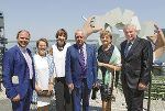 Bernhard Rinner (GF Theaterholding Graz), Ingrid Wopmann, Intendantin Elisabeth Sobotka (von 2009 bis 2014 Leiterin der Grazer Oper), Alfred Wopmann (Aufsichtsratsvorsitzender der Theaterholding Graz und von 1983 bis 2003 Intendant der Bregenzer Festspiele) sowie Marianne und Hermann Schützenhöfer (v.l.) © Foto: Andy Wenzel; bei Quellenangabe honorarfrei Bernhard Rinner (GF Theaterholding Graz), Ingrid Wopmann, Intendantin Elisabeth Sobotka (von 2009 bis 2014 Leiterin der Grazer Oper), Alfred Wopmann (Aufsichtsratsvorsitzender der Theaterholding Graz und von 1983 bis 2003 Intendant der Bregenzer Festspiele) sowie Marianne und Hermann Schützenhöfer (v.l.)