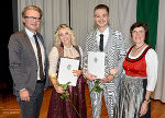 LR Christopher Drexler, die Diplomanden und Klassensprecher Jennifer Schuster und Dominik Guttenberger, Direktorin Rosemarie Langbauer (v.l.) LR Christopher Drexler, die Diplomanden und Klassensprecher Jennifer Schuster und Dominik Guttenberger, Direktorin Rosemarie Langbauer (v.l.)