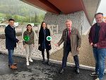 v.l.n.r.: Bgm. Roland Raninger, NRAbg. Corinna Scharzenberger, LTAbg. Michaela Grubesa, LH-Stv. Anton Lang, NRAbg. Mario Lindner. © Land Steiermark v.l.n.r.: Bgm. Roland Raninger, NRAbg. Corinna Scharzenberger, LTAbg. Michaela Grubesa, LH-Stv. Anton Lang, NRAbg. Mario Lindner.