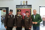 Bgm. Mario Angerer, Bereichsfeuerwehr- kommandant Alexander Siegmund, HBI Phillip Roland Pils (Kommandant der FF Kalwang) und LH Mario Kunasek (v.l.) bei der Einweihung des neuen Feuerwehrdepots.
