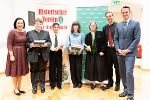 Sophia Strumbl, Emilia Baldinger und Peter Lissetz vom Akademischen Gymnasium Graz wurden ausgezeichnet.
