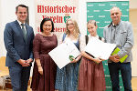 Emma Scherf und Tamara Gehwolf (HTBLVA Ortweinschule Graz) sind ebenfalls Trägerinnen der Tremel-Medaille.