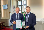 Ehrenzeichen des Landes Steiermark für Wissenschaft, Forschung und Kunst: LH Mario Kunasek (li.) mit Werner Magnes