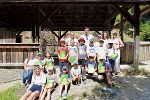 Tierschutzlandesrat Hannes Amesbauer bei der Exkursion am Wilden Berg in Mautern mit den Schülerinnen und Schülern der Volksschule St. Barbara im Mürztal © PB Amesbauer