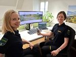 Geschäftsführerin Helga Rachl und Projektkoordinatorin Elisabeth Werschonig präsentieren den neuen Web-Auftritt der Steiermärkischen Berg- und Naturwacht.