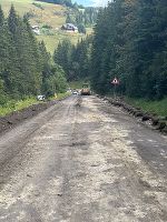Seit Mitte Juni werden sowohl auf der B 72 (Weizer Straße) im Raum Krieglach als auch auf der L 114 (Schanzsattelstraße) im Raum Stanz im Mürztal umfangreiche Sanierungsmaßnahmen durchgeführt.