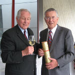 Auch Alt-Landeshauptmann Dr. Josef Krainer war gekommen, um Landesamtsdirektor a.D. Dr. Gerold Ortner zur Goldenen Promotion zu gratulieren.