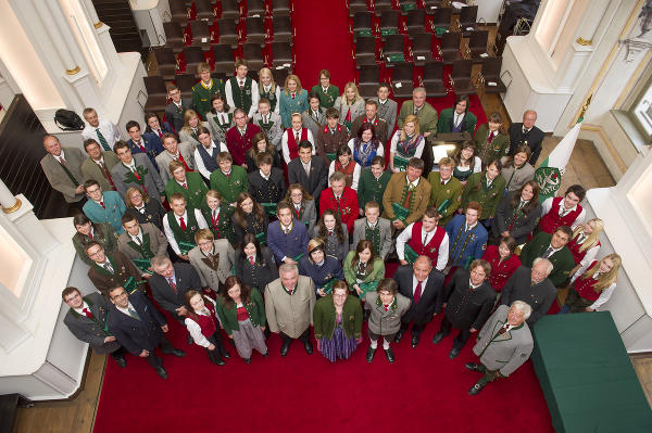 Gruppenfoto der geehrten Nachwuchsmusiker © Fotos: Land Steiermark/Fischer; bei Quellenangabe honorarfrei