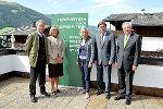 IV-Chef Jochen Pildner-Steinburg, Christa Neuper, Rektorin der KF-Uni Graz, LR Kristina Edlinger-Ploder, LH Franz Voves und LH-Stv. Hermann Schützenhöfer präsentierten in Alpbach gemeinsam die erfolgreiche Zusammenarbeit (v.l.)