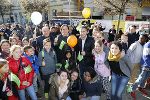 LH-Stv. Siegfried Schrittwieser, LH Franz Voves, Stadtrat Kurt Hohensinner und SOS-GF Susanne Maurer mischten sich unter die vielen Kinder (v.l.)