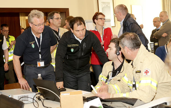 Der Einsatzstab tagte im Feuerwehrhaus in Breitenau © RHI AG, Verwendung bei Quellenangabe honorarfrei
