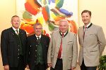 Karl Lackner, Burkhard Thierrichter, LH Hermann Schützenhöfer und Landesjägermeister Franz Mayr-Melnhof-Saurau bei der Angelobung in der Grazer Burg (v.l.) Karl Lackner, Burkhard Thierrichter, LH Hermann Schützenhöfer und Landesjägermeister Franz Mayr-Melnhof-Saurau bei der Angelobung in der Grazer Burg (v.l.)