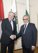 LH Schützenhöfer mit dem bulgarischen Botschafter Ivan Sirakov.