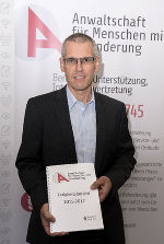 Der Anwalt für Menschen mit Behinderung Siegfried Suppan präsentierte seinen Tätigkeitsbericht