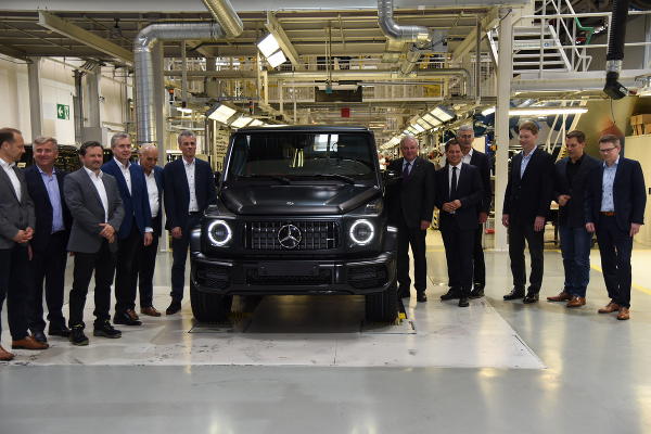 In Liebenau wurde der Startschuss zur Produktion heute mit Magna-Vorstand Günther Apfalter sowie Daimler-Vorstand Ola Källenius und zahlreichen Ehrengästen gefeiert. © Land Steiermark; bei Quellenangabe honorarfrei