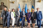Hochkarätige Delegation zu Besuch in Lemberg: Günter Knapp, Hon. Konsul Fritz Möstl, Margret Roth, Stadtrat Willibald Mautner, LH-Stv. Michael Schickhofer, LRin Ursula Lackner, österreichische Botschafterin Hermine Poppeller und Hans Roth (v.l.).