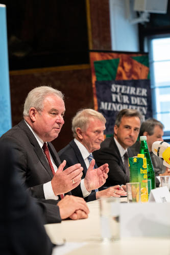 Land Steiermark und Stadt Graz sagen gemeinsam Unterstützung für die Sanierungsarbeiten der Minoriten zu. ©      