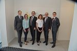 v.l.n.r.: Dr. Herwig Lindner (Präsident der Ärztekammer Steiermark), Dr. Johanna Leitner (Betreiberin), LR Christopher Drexler (Gesundheitslandesrat), Dr. Elisabeth Wejbora (Betreiberin), GKK-Obmann Ing. Josef Harb, Dr. Moritz Bobik (Manager)