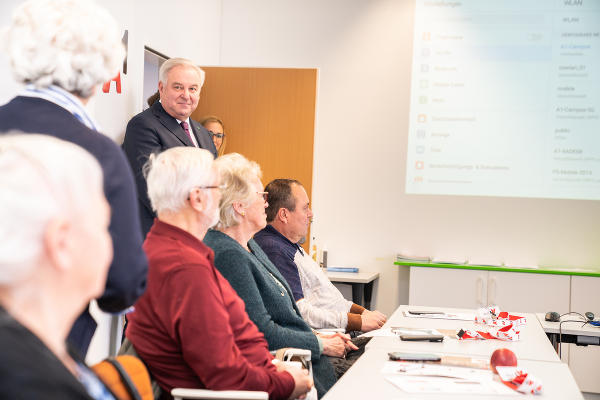 LH Schützenhöfer eröffnet „A1 Internet für Alle“-Campus © Land Steieermark/Streibl