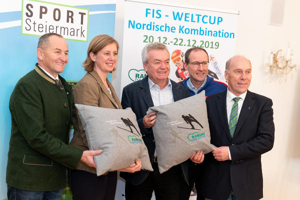 Der FIS-Weltcup in der Nordischen Kombination findet von 20. bis 22. Dezember in Ramsau statt. ©      
