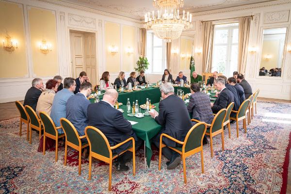 Auf Basis der Agenda „Weiss-Grün“ sollen die bevorstehenden Herausforderungen und Veränderungen aktiv gestaltet werden. ©      