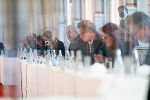 Am 11.1. traf eine hochrangige Gruppe zur Planung der COVID-19 Impfungen in der Steiermark in der Aula der Alten Universität zusammen © Land Steiermark/Jesse Streibl, bei Quellenangabe honorarfrei. Am 11.1. traf eine hochrangige Gruppe zur Planung der COVID-19 Impfungen in der Steiermark in der Aula der Alten Universität zusammen