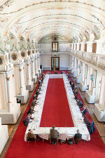 In der Aula der Alten Universität in Graz trafen sich Expertinnen und Experten zum Austausch. © Land Steiermark/Jesse Streibl, bei Quellenangabe honorarfrei. In der Aula der Alten Universität in Graz trafen sich Expertinnen und Experten zum Austausch.