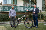 Sportlandesrat Christopher Drexler mit Mountainbike-Koordinator Markus Pekoll © steiermark.at/Streibl Sportlandesrat Christopher Drexler mit Mountainbike-Koordinator Markus Pekoll