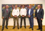 Eröffneten gemeinsam die Ausstellung: LH Hermann Schützenhöfer, Ernst Lasnik, Christoph Straka, Bundesrat Ernest Schwindsackl und Bezirksrat Walter Wurm (v.l.)