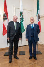 Landeshauptmann Hermann Schützenhöfer empfing den mexikanischen Botschafter Luis Javier Campuzano Piña in der Grazer Burg.