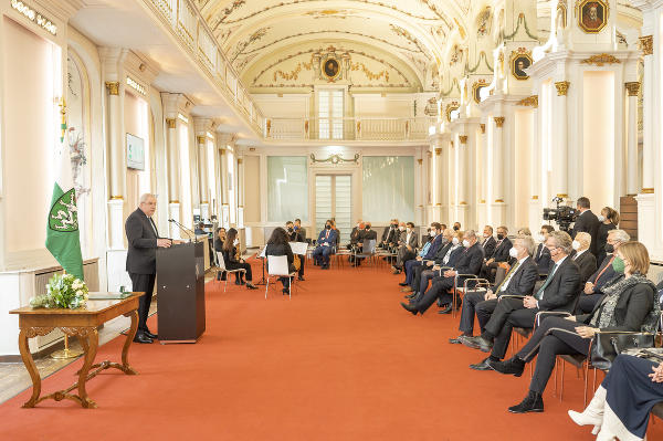 Zahlreiche Ehrengäste nahmen an der Überreichung des Ehrenrings in der Aula der Alten Universität teil. © Land Steiermark/Foto Fischer; bei Quellenangabe honorarfrei
