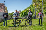 v.l.n.r.: Harald Scherz (Sportartikelhandel-Branchensprecher), Markus Pekoll (MTB-Koordinator des Landes Steiermark), Sport-LR Christopher Drexler, Christoph Berger-Schauer (LINES Magazin), präsentierten am 31. Mai 2021 die erste steirische Bike-Mappe. © steiermark.at/Streibl v.l.n.r.: Harald Scherz (Sportartikelhandel-Branchensprecher), Markus Pekoll (MTB-Koordinator des Landes Steiermark), Sport-LR Christopher Drexler, Christoph Berger-Schauer (LINES Magazin), präsentierten am 31. Mai 2021 die erste steirische Bike-Mappe.