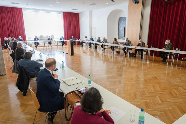 Vollversammlung der Historischen Landeskommission im Steiermärkischen Landesarchiv. ©      