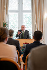 LH Hermann Schützenhöfer lud zum Empfang für die Mitglieder des Forums christlicher Kirchen in der Steiermark.