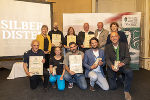 Naturschutzlandesrätin Ursula Lackner und Stifterin Marianne Graf mit den diesjährigen Gewinnerinnen und Gewinnern der Silberdistel. © Bild: Land Steiermark/Lunghammer; Verwendung bei Quellenangabe honorarfrei Naturschutzlandesrätin Ursula Lackner und Stifterin Marianne Graf mit den diesjährigen Gewinnerinnen und Gewinnern der Silberdistel.