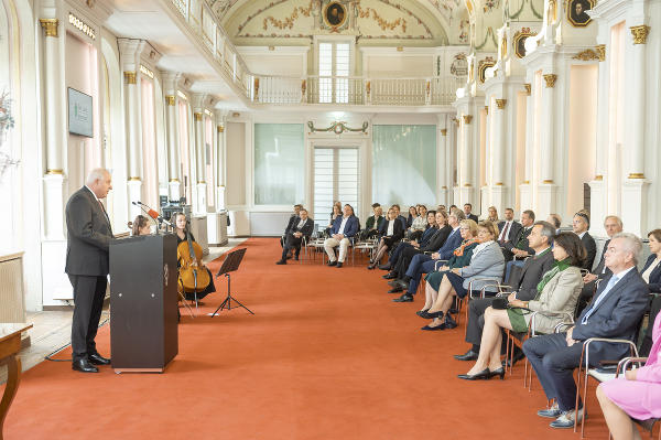 LH Hermann Schützenhöfer bei der Festrede für Siegfried Nagl. © LandSteiermark/Fischer; bei Quellenangabe honorarfrei