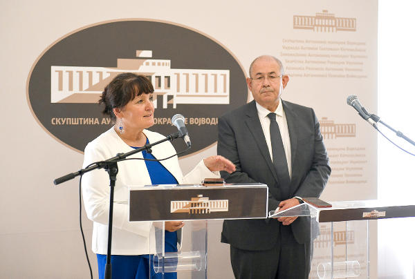 LT-Präs. Manuela Khom mit Istvan Pasztor (Präsident der Versammlung der Provinz Vojvodina). © LandSteiermark, bei Quellenangabe honorarfrei
