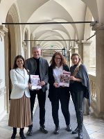 Die Landesrätinnen Doris Kampus (l.) und Juliane Bogner-Strauß (r.) präsentierten mit Michaela Gosch (Verein Frauenhäuser Steiermark) und Christian Scambor (Männerberatung Steiermark) die steirische Gewaltschutzstrategie.