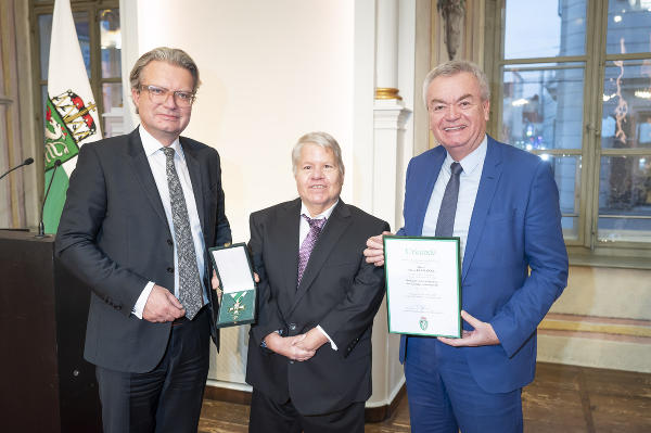LH Christopher Drexler, Klaus Katzianka, LH-Stv. Anton Lang (v.l.). © Fischer/ Land Steiermark