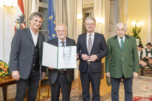 Gerald Schöpfer, LH Christopher Drexler, Bernhard Pelzl, Josef Krainer (v.r.). © Fischer/ Land Steiermark