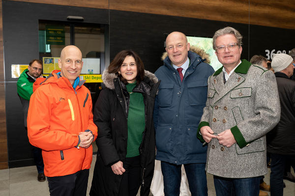 Bundesminister Martin Kocher, Botschafterin Victoria Kennedy, Bürgermeister Hermann Trinker, LH Christopher Drexler  © Land Steiermark