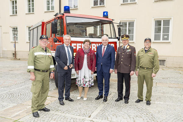 Mai 2022: Die Landesregierung spendete zwei steirische Feuerwehrfahrzeuge für die Ukraine. © Bild: Land Steiermark/Foto Fischer; Verwendung bei Quellenangabe honorarfrei
