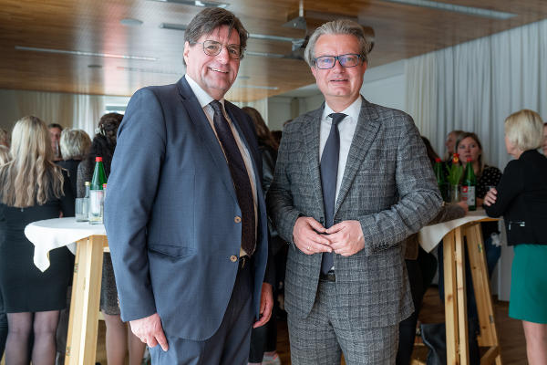Besuch an der BH Voitsberg: Bezirkshauptmann Hannes Peißl und Landeshauptmann Christopher Drexler © Land Steiermark/Robert Binder; Verwendung bei Quellenangabe honorarfrei
