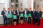 Josef Krainer-Förderungspreis 2023: Gruppenbild mit den Preisträgerinnen und Preisträgern.