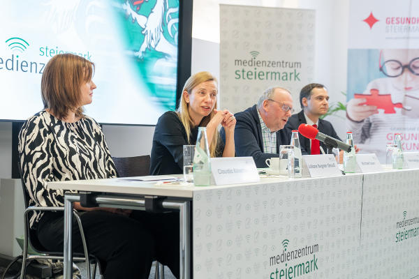Das Netzwerk Demenz Steiermark wurde bei einer Pressekonferenz im Medienzentrum der Öffentlichkeit vorgestellt. © Land Steiermark/Robert Binder; Verwendung bei Quellenangabe honorarfrei