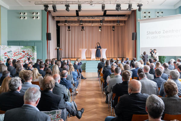 Großes Interesse bei der Auftaktveranstaltung in Frohnleiten. © Land Steiermark/Robert Binder; Verwendung bei Quellenangabe honorarfrei