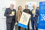 Lojze Wieser (Verleger und Mitgestalter des Programms), Barbara Eibinger-Miedl (Wissenschaftslandesrätin), Herwig Hösele (Koordinator des Pfingstdialogs), Christian Lagger (Vertreter der Diözese Graz-Seckau). © Foto Fischer Lojze Wieser (Verleger und Mitgestalter des Programms), Barbara Eibinger-Miedl (Wissenschaftslandesrätin), Herwig Hösele (Koordinator des Pfingstdialogs), Christian Lagger (Vertreter der Diözese Graz-Seckau).